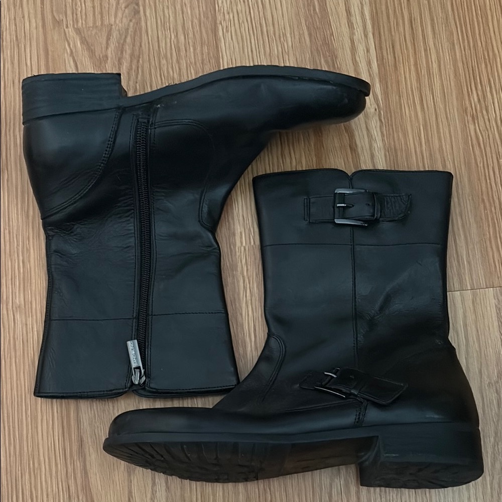 Bandolino Black Leather Booties w Buckle Detail Sz 7.5